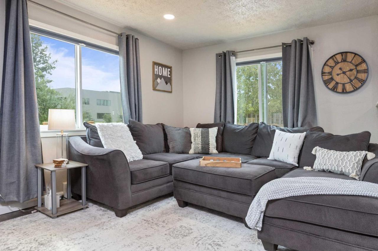 Updated Townhome Near Airport And Shopping! Anchorage Exterior foto