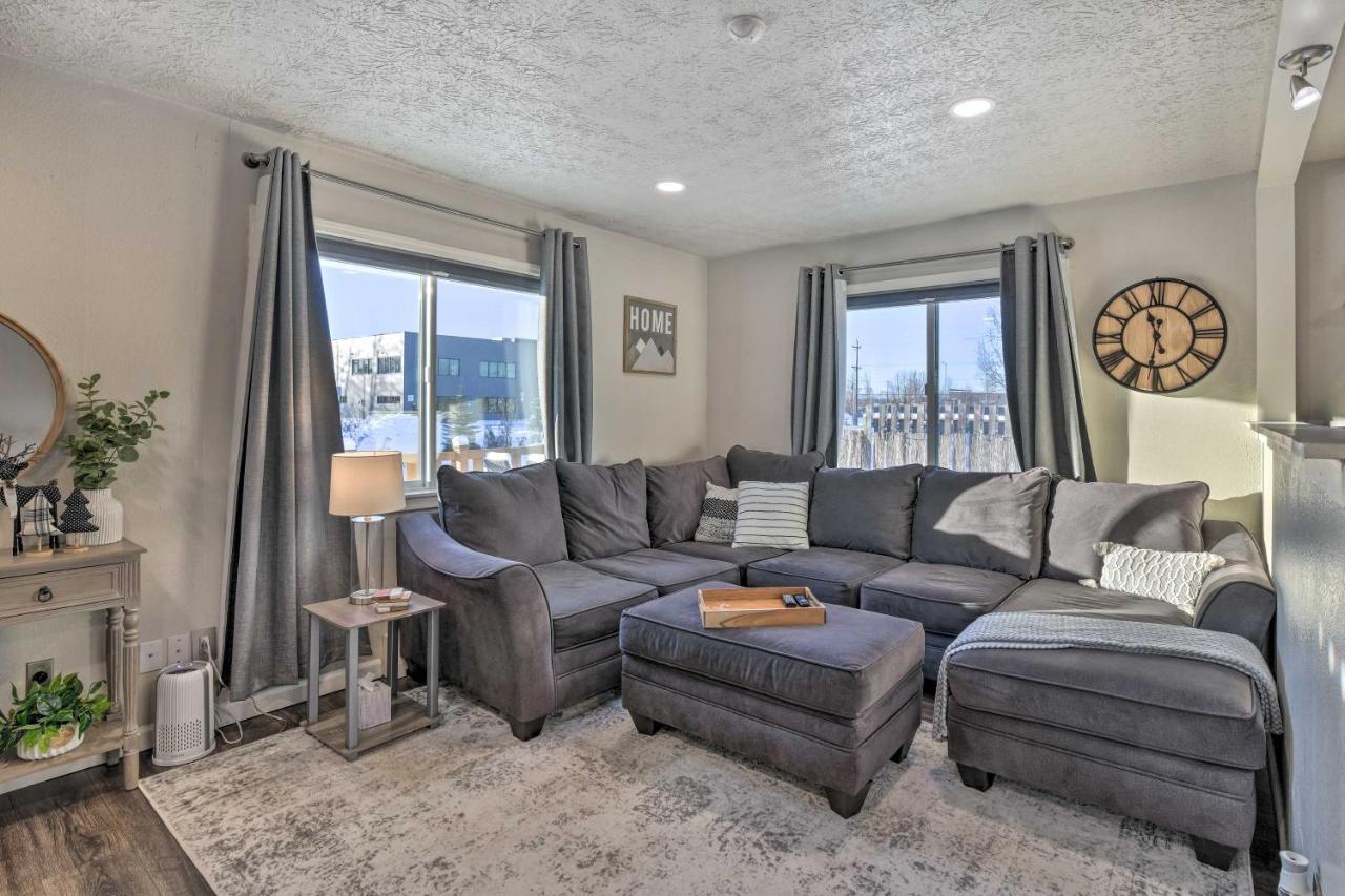 Updated Townhome Near Airport And Shopping! Anchorage Exterior foto