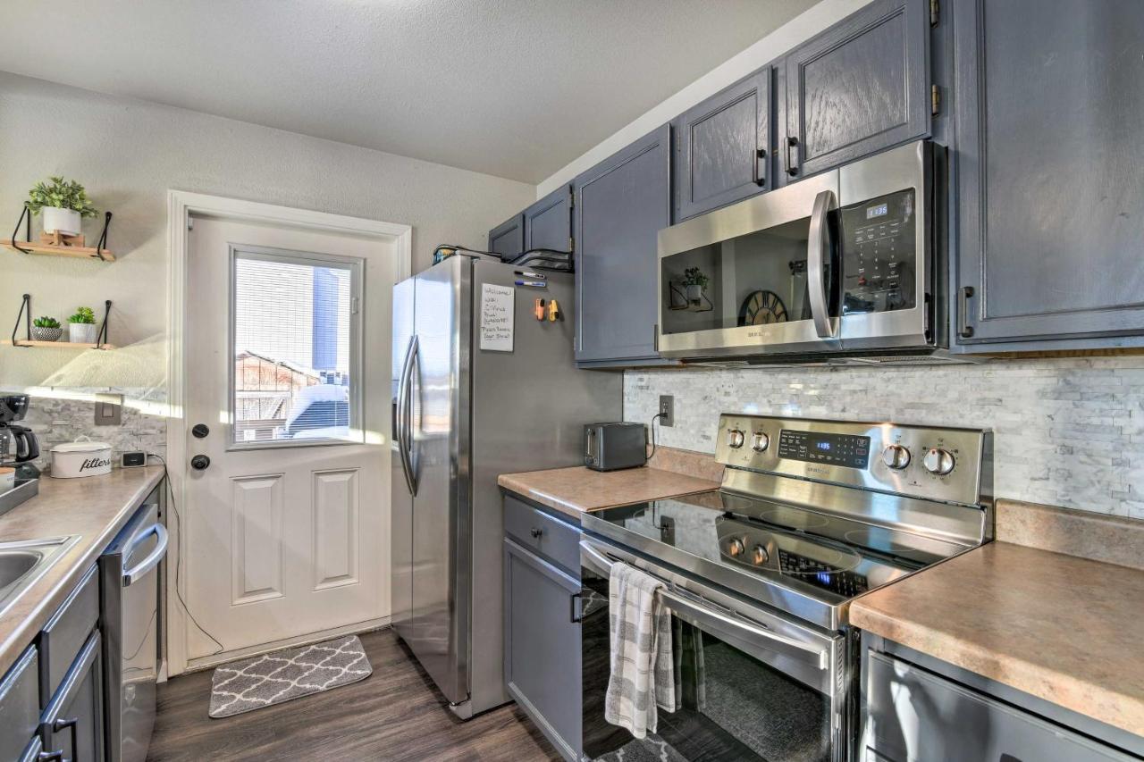 Updated Townhome Near Airport And Shopping! Anchorage Exterior foto